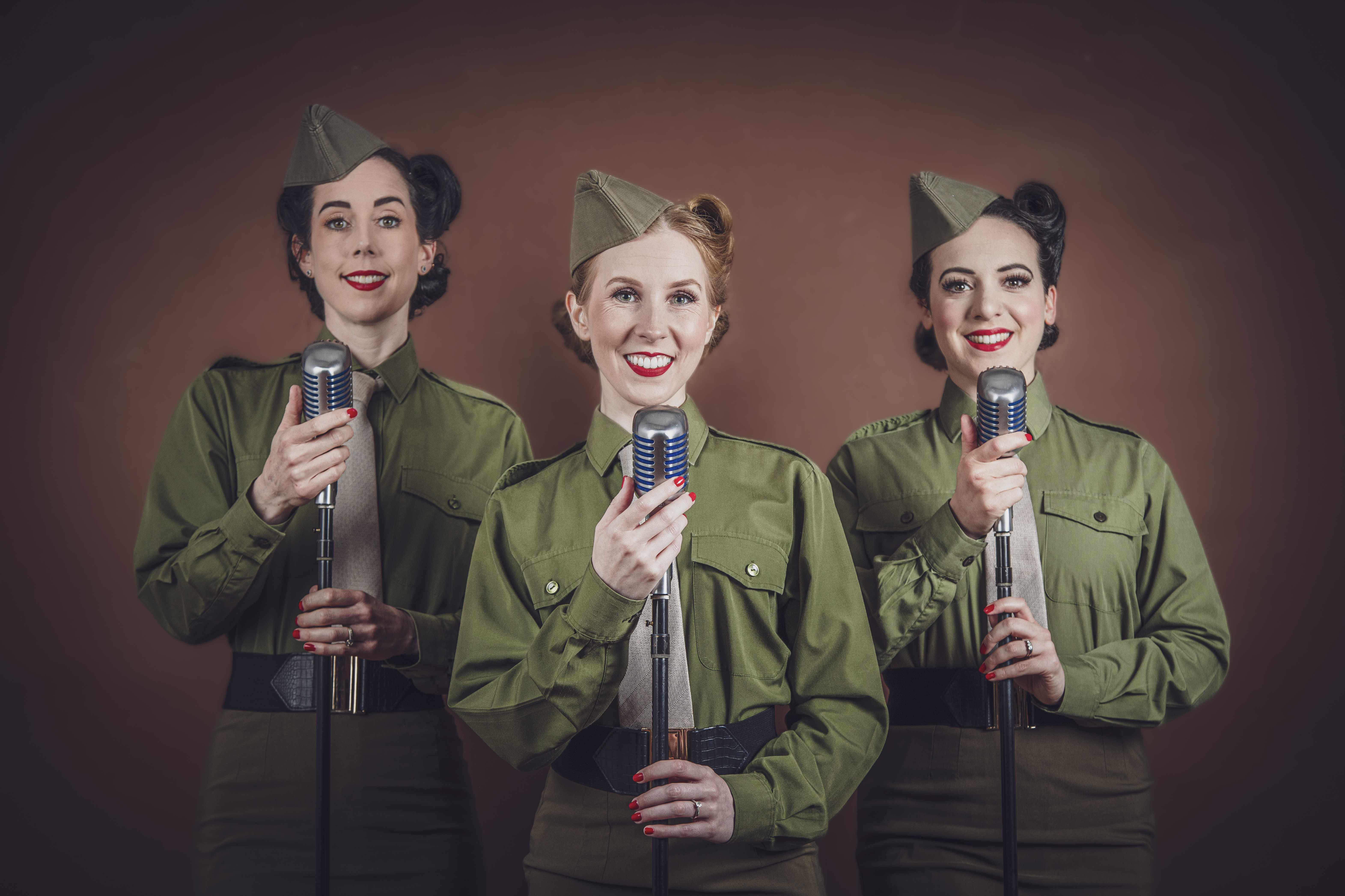 A - Studio Uniform - Microphone Landscape